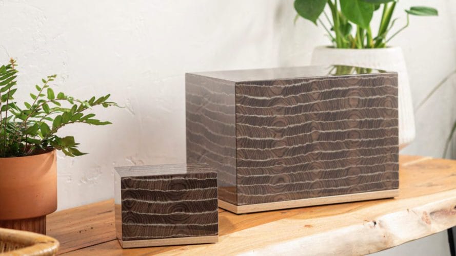 What Size Urn Do I Need? Simple Urn Size Guide image